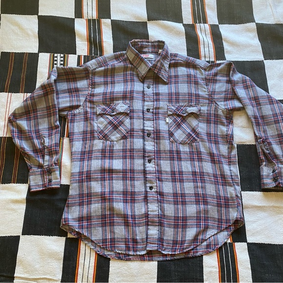 Vintage Levi’s 80’s Button up Men’s Shirt. USA. Size XL. - Picture 7 of 16